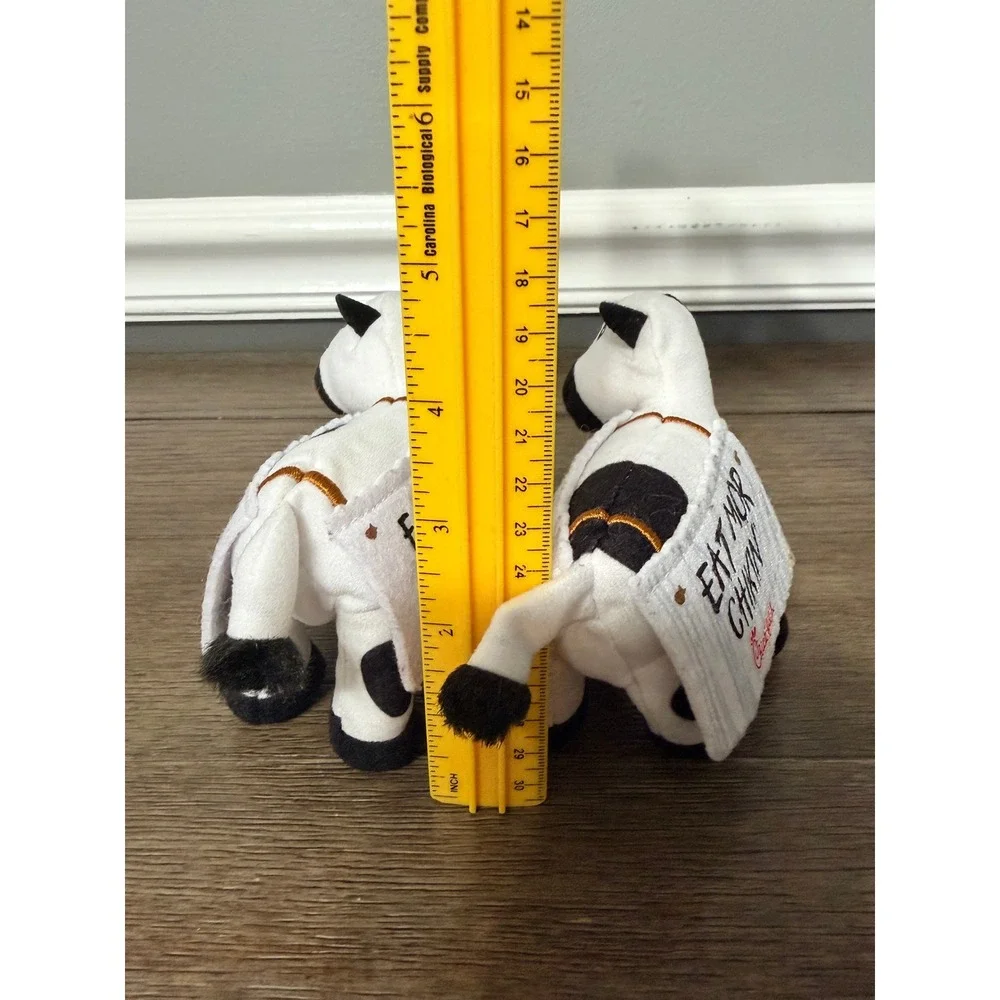 Chick-fil-A Eat Mor Chikin Plush Lot‎ of 5